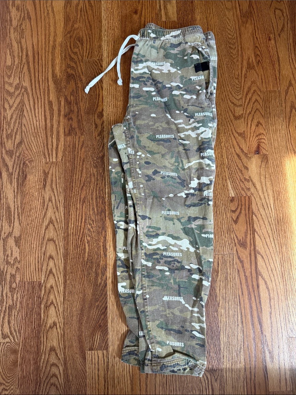 Pleasures Now Men's Camo Jogger Pants - Olive Green 30